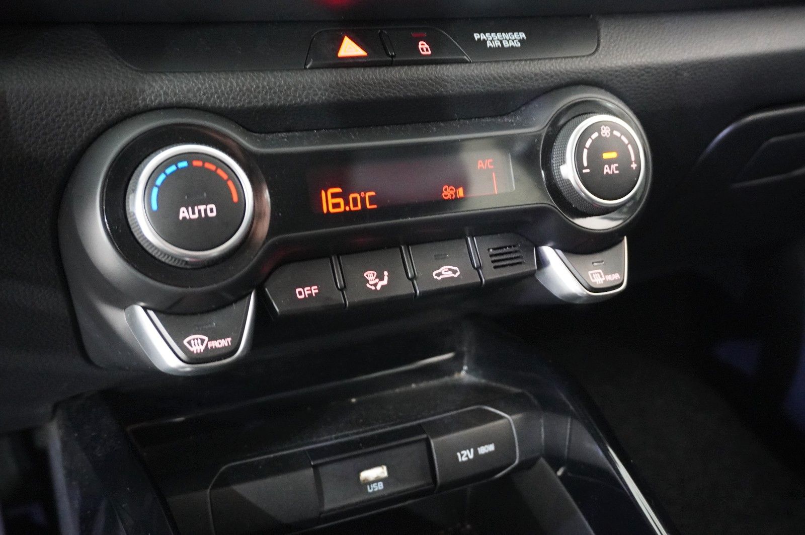 Fahrzeugabbildung Kia Rio 1.0 T-GDI VISION NAVI/LED/KAMERA/LEDER/SHZ