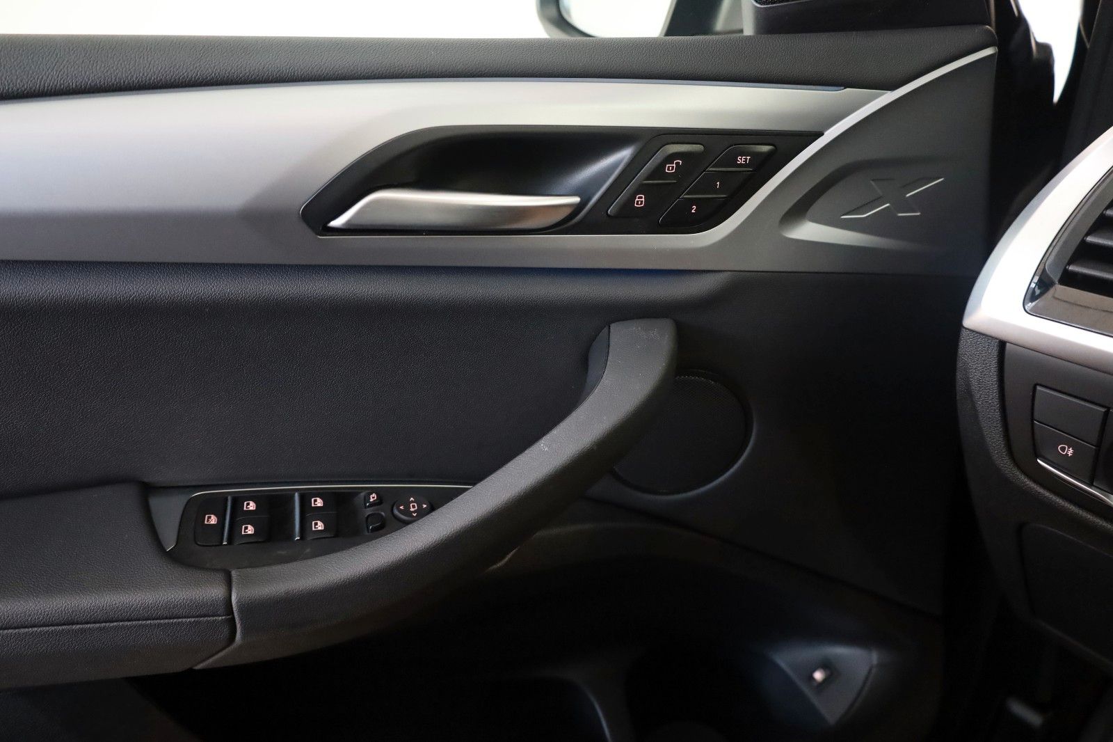 Fahrzeugabbildung BMW X3 xDrive 30e Advantage,Leder,Navi,Kamera,PanoD.