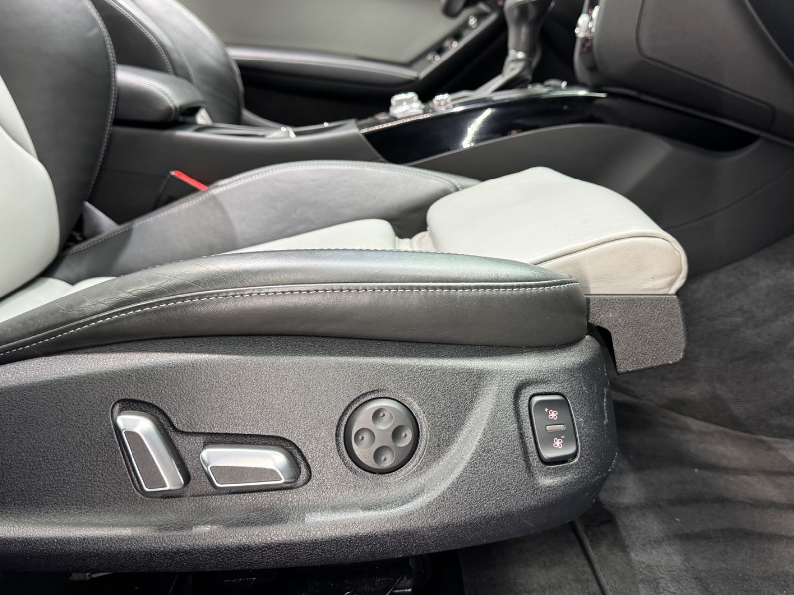 Fahrzeugabbildung Audi A5 Cabriolet 3.0 TDI quattro|3xS-LINE|S-TRONIC|