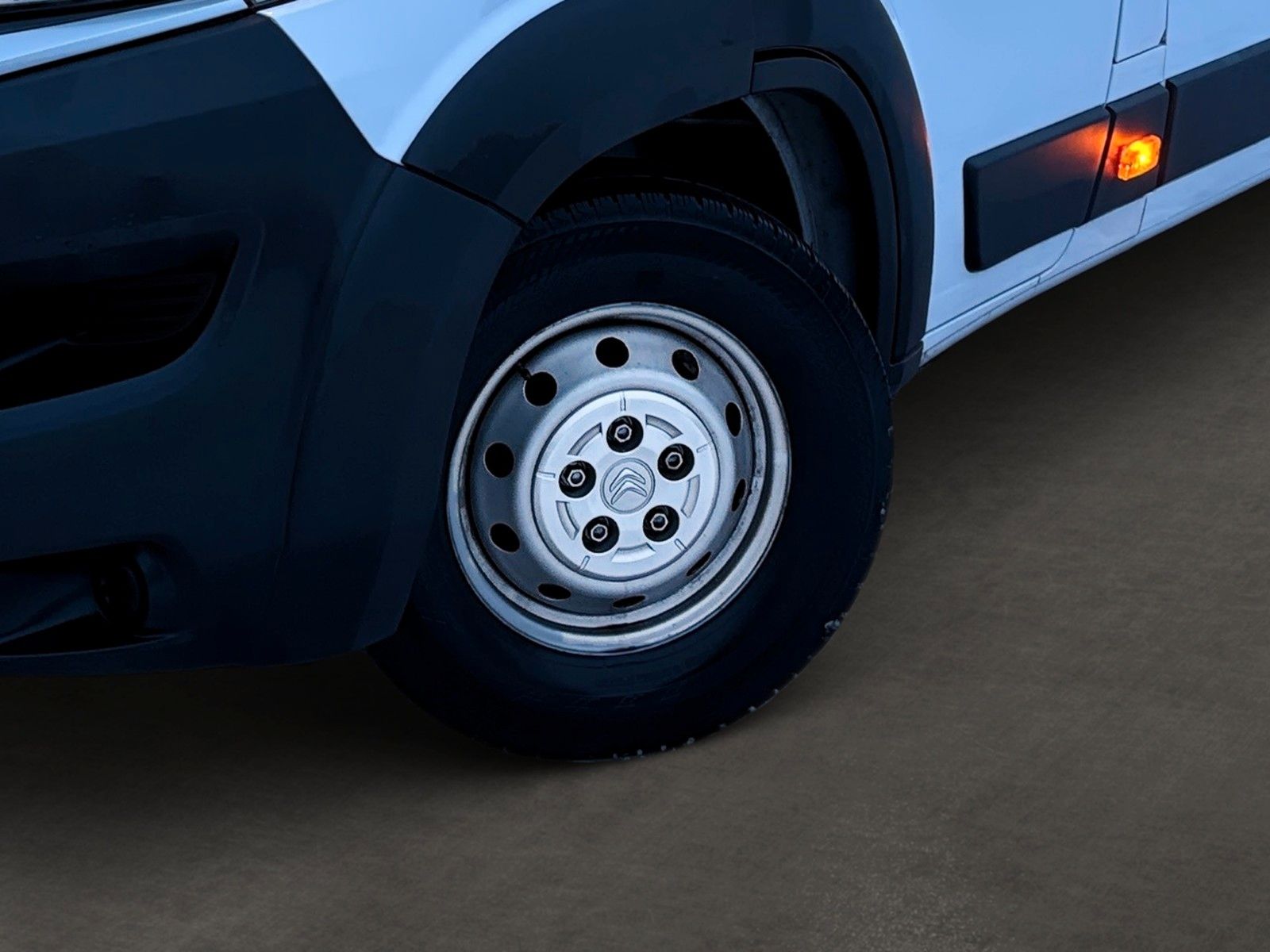 Fahrzeugabbildung Citroën Jumper Grossraumkasten