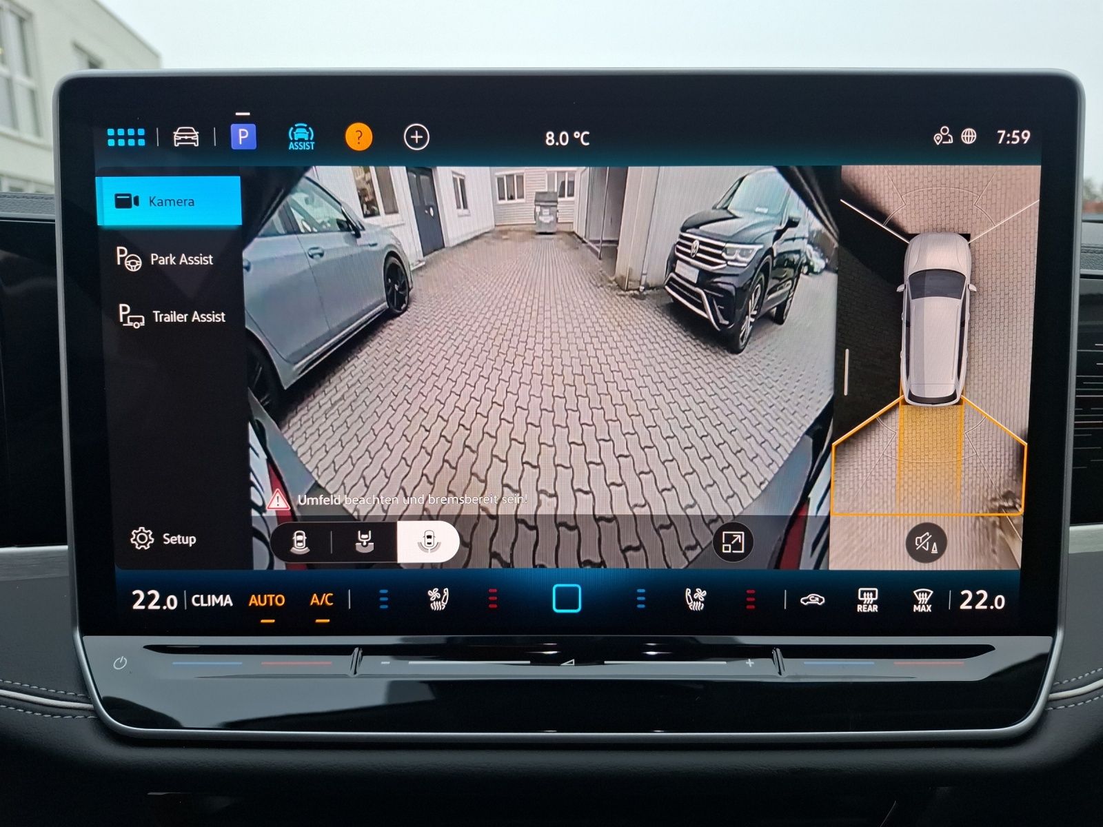 Fahrzeugabbildung Volkswagen Passat Variant TDI Elegance DSG Matrix AHK Navi