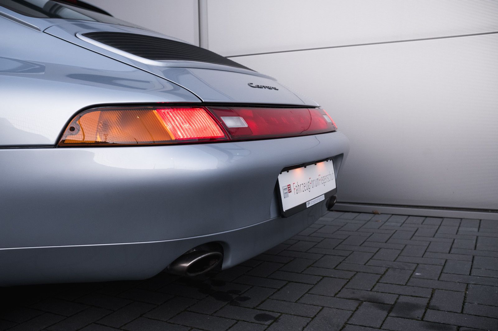 Fahrzeugabbildung Porsche 993/911 Carrera-dt. Auto-unfallfrei-Schalter