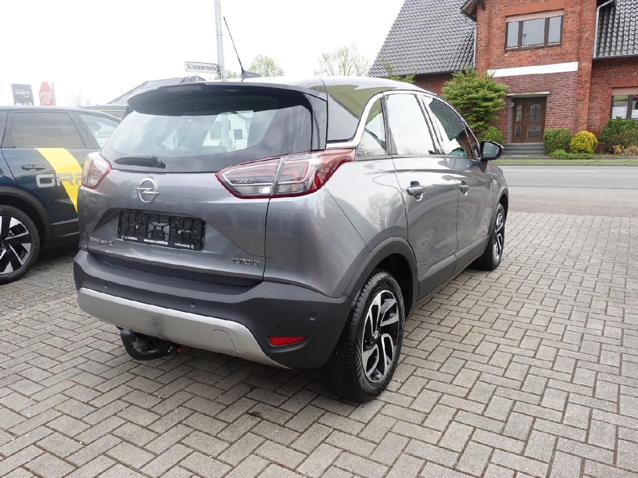 Fahrzeugabbildung Opel Crossland 1,2 Innovation
