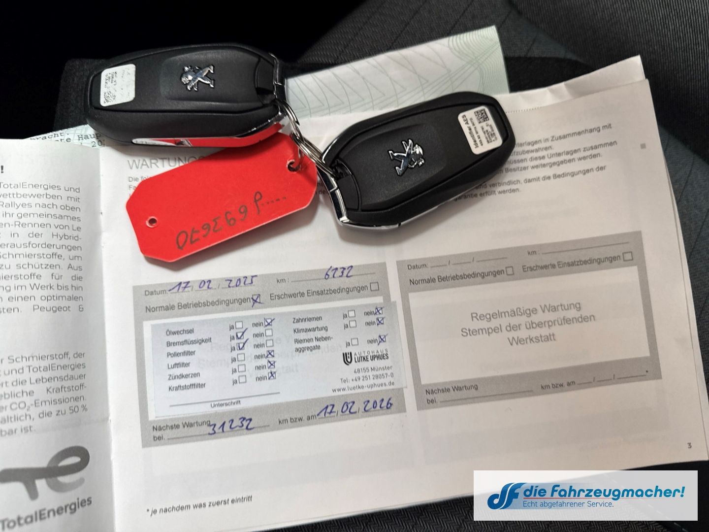 Fahrzeugabbildung Peugeot 2008 e- Allure Pack Navi LED Apple CarPlay Andro