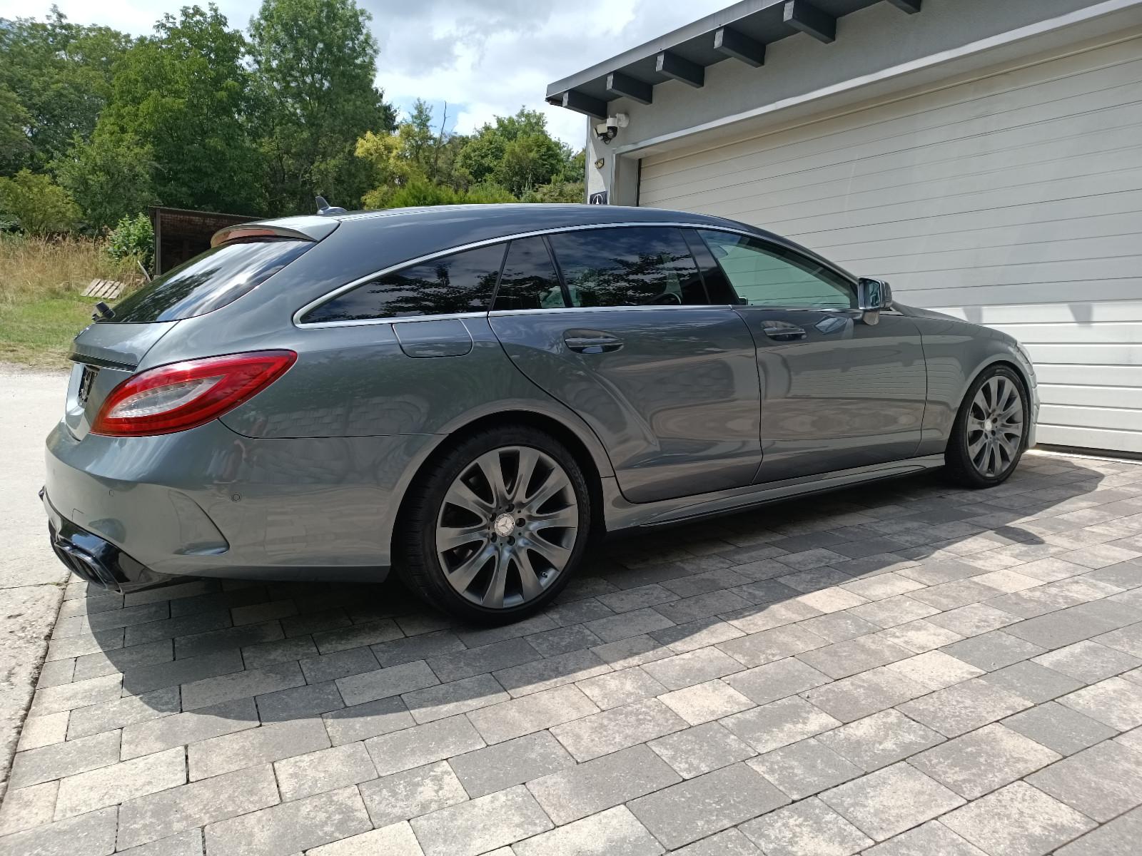 Mercedes-Benz CLS 500 Shooting Brake BlueEfficiency 4Matic AMG