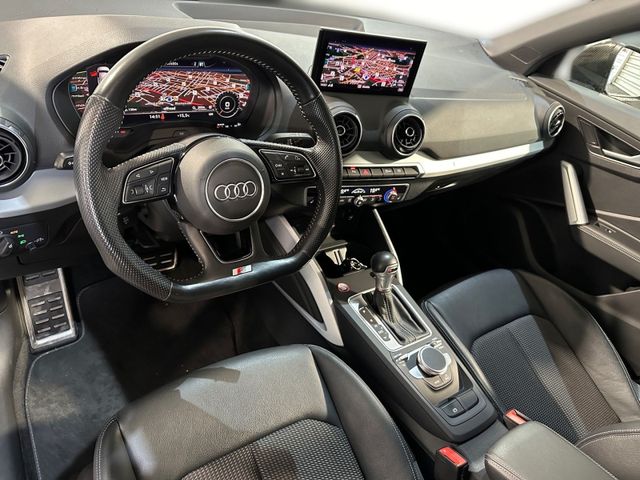 SQ2 QUATTRO LED+OPTIK+KAMERA+MMI NAVI+VC+ALU 19"