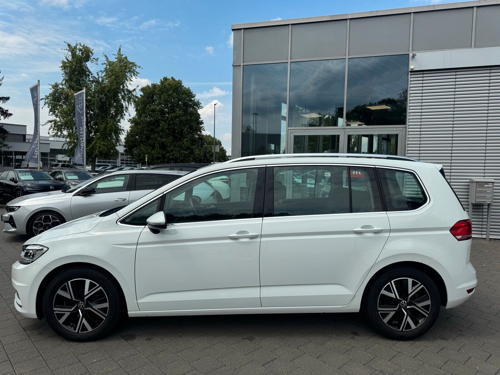 Volkswagen Touran 2.0 TDI DSG Highline|ACC+NAVI+LED+KAMERA imagem 3