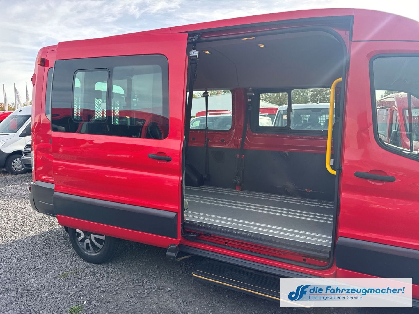 Fahrzeugabbildung Ford Transit Kombi 350 L3 Trend 2.2 TDCi DPF *7185 *K