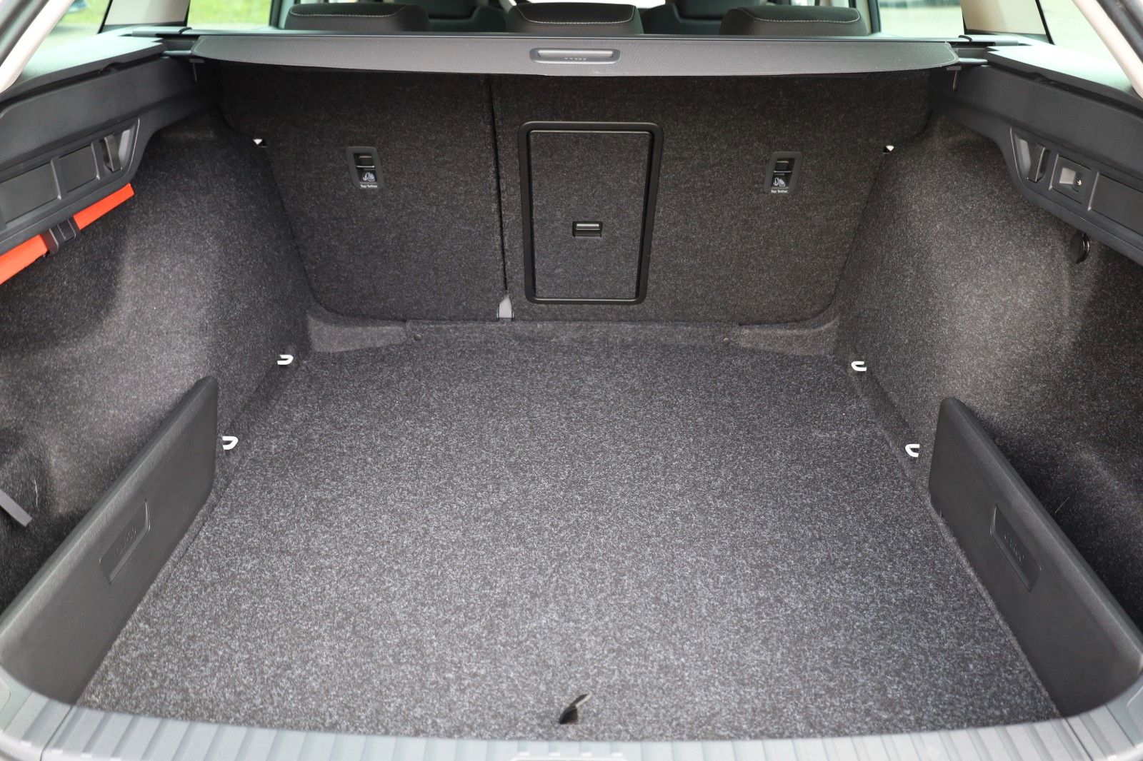 Fahrzeugabbildung SKODA Octavia Combi Style *AHZV Schwenkb. *beheiz.WSS