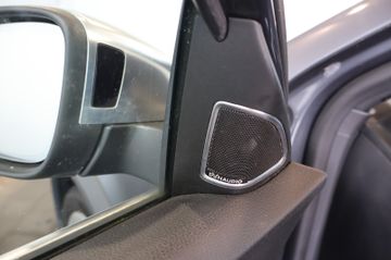 Volkswagen Passat Alltrack 2.0 TDI DSG 4M STDHZG+PANO+AHK