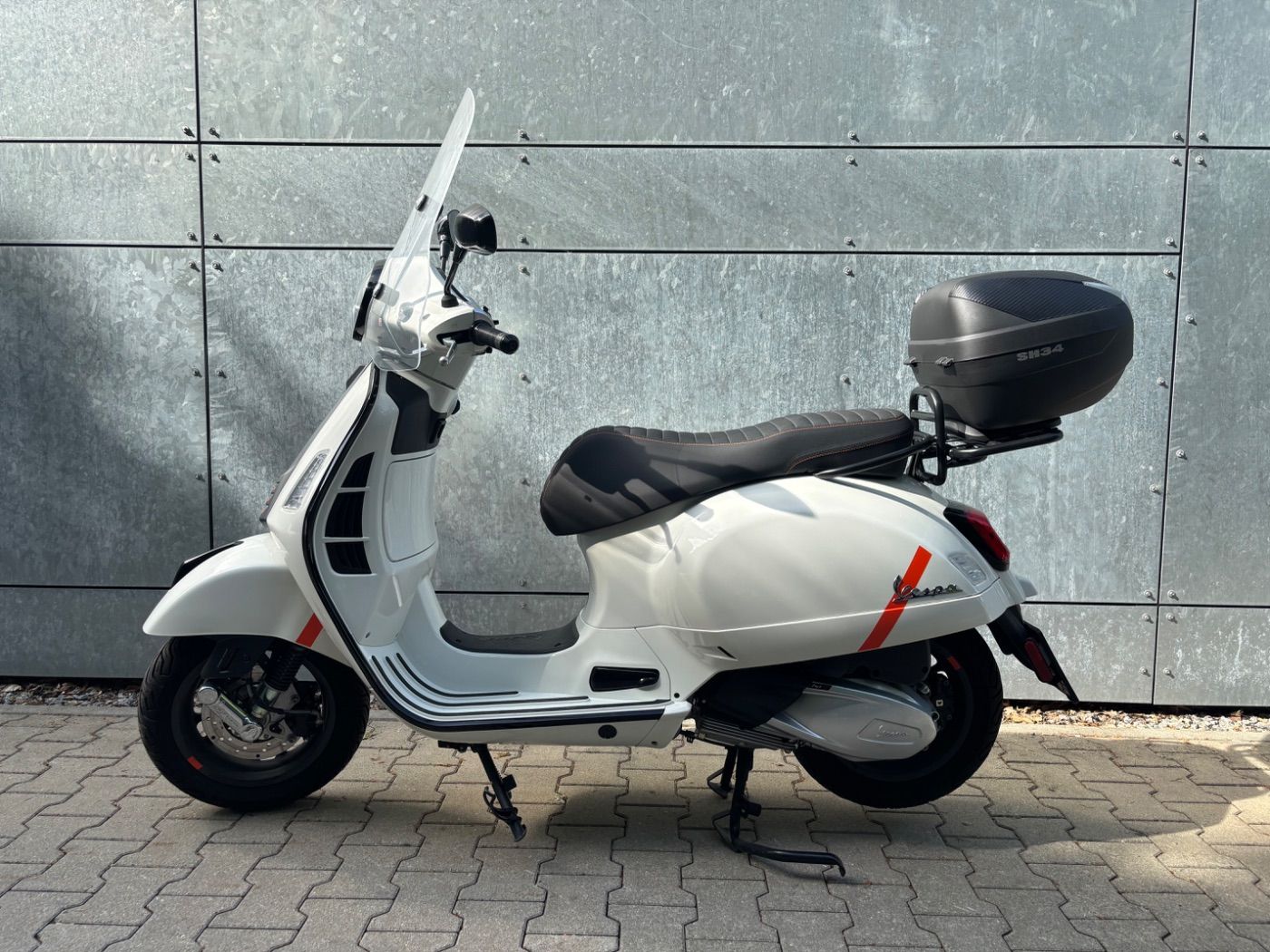 Fahrzeugabbildung Vespa GTS 300 Super Sport Windschild Topcase