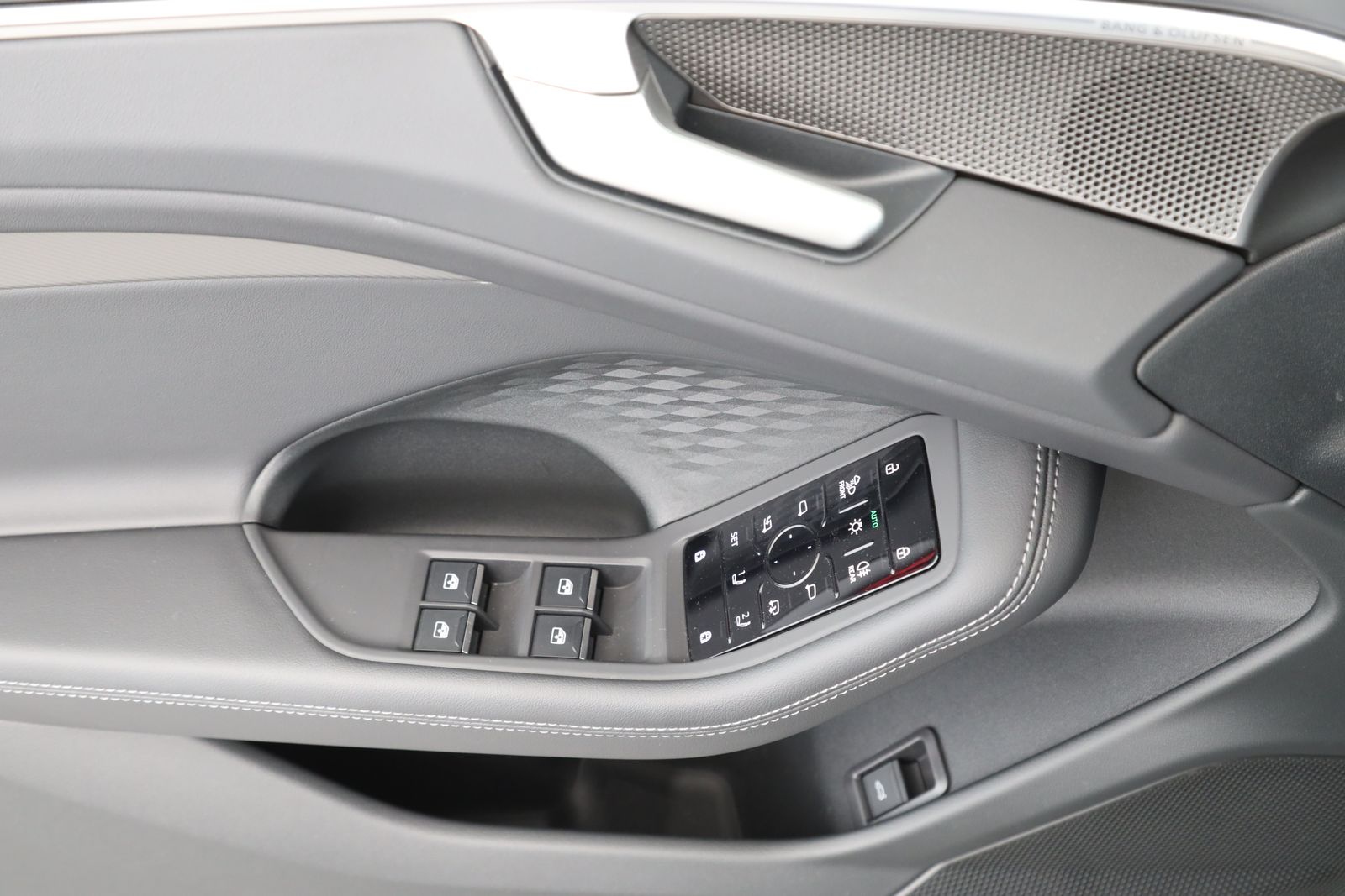 Audi A6 - Bild 17