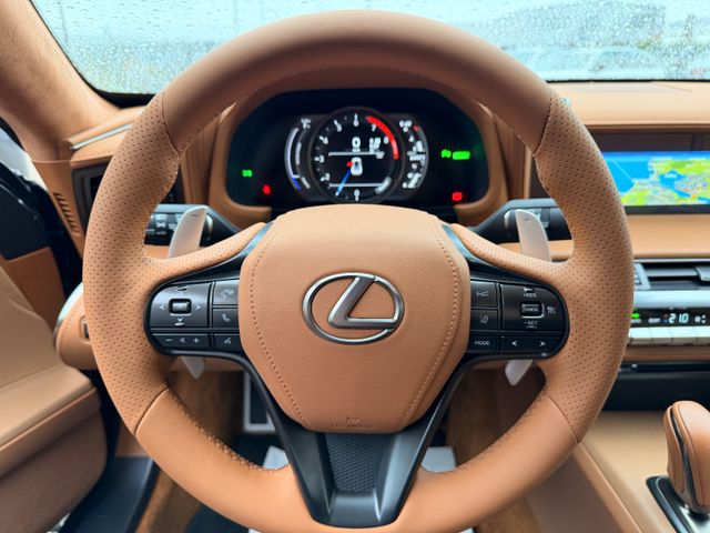 Lexus LC 500h  Performance-Hybrid HUD LED