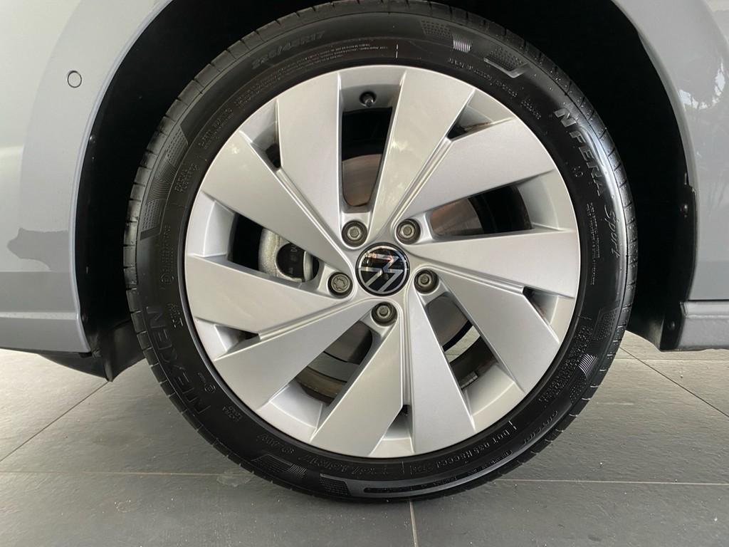 Volkswagen Golf 8 1.5 eTSI DSG Energy AHK+NAVI+SHZ+KAMERA+C, миниатюра 3