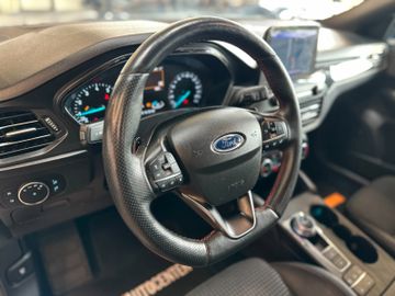 Ford Focus Lim. *ST-Line*ACC*Spurhalte*Keyless*B&O*
