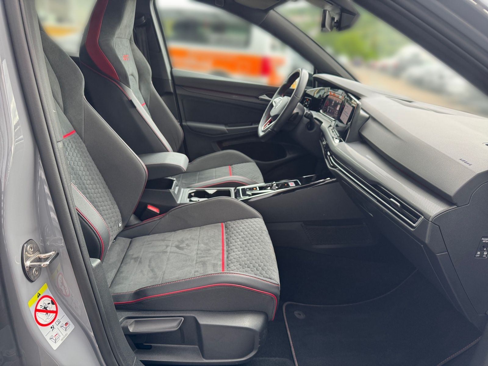 Volkswagen Golf - Bild 14