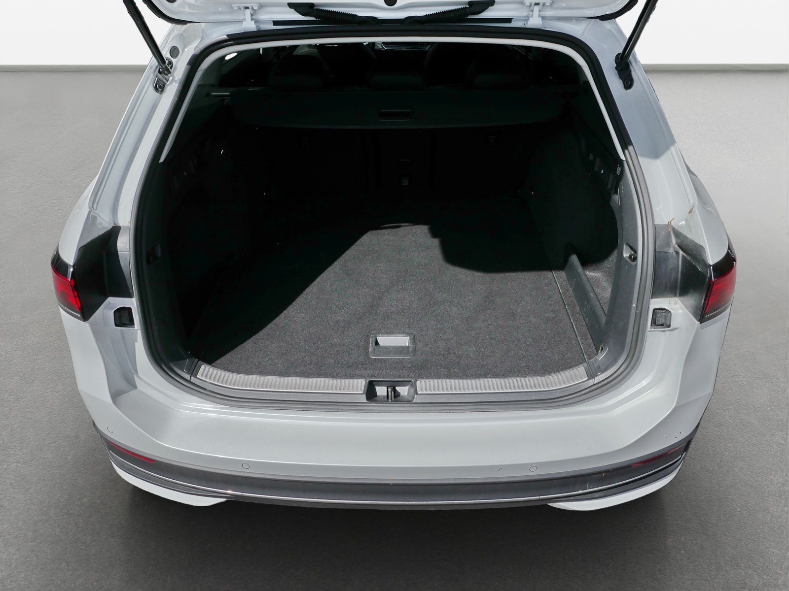 Volkswagen Passat - Bild 11