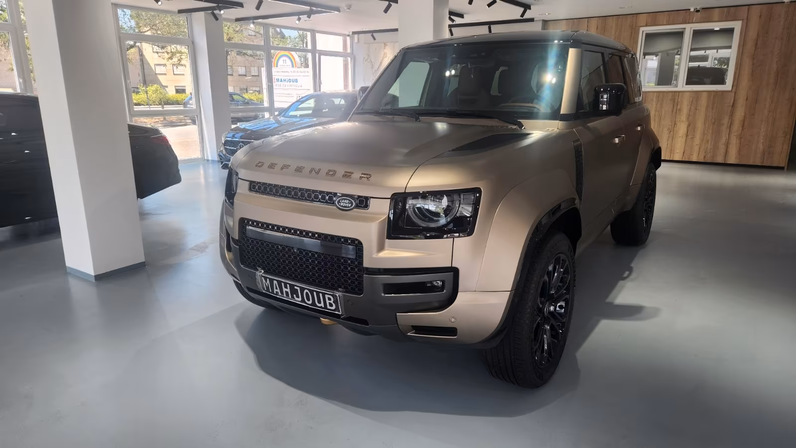 Land Rover Defender 4.4 P635 110 OCTA