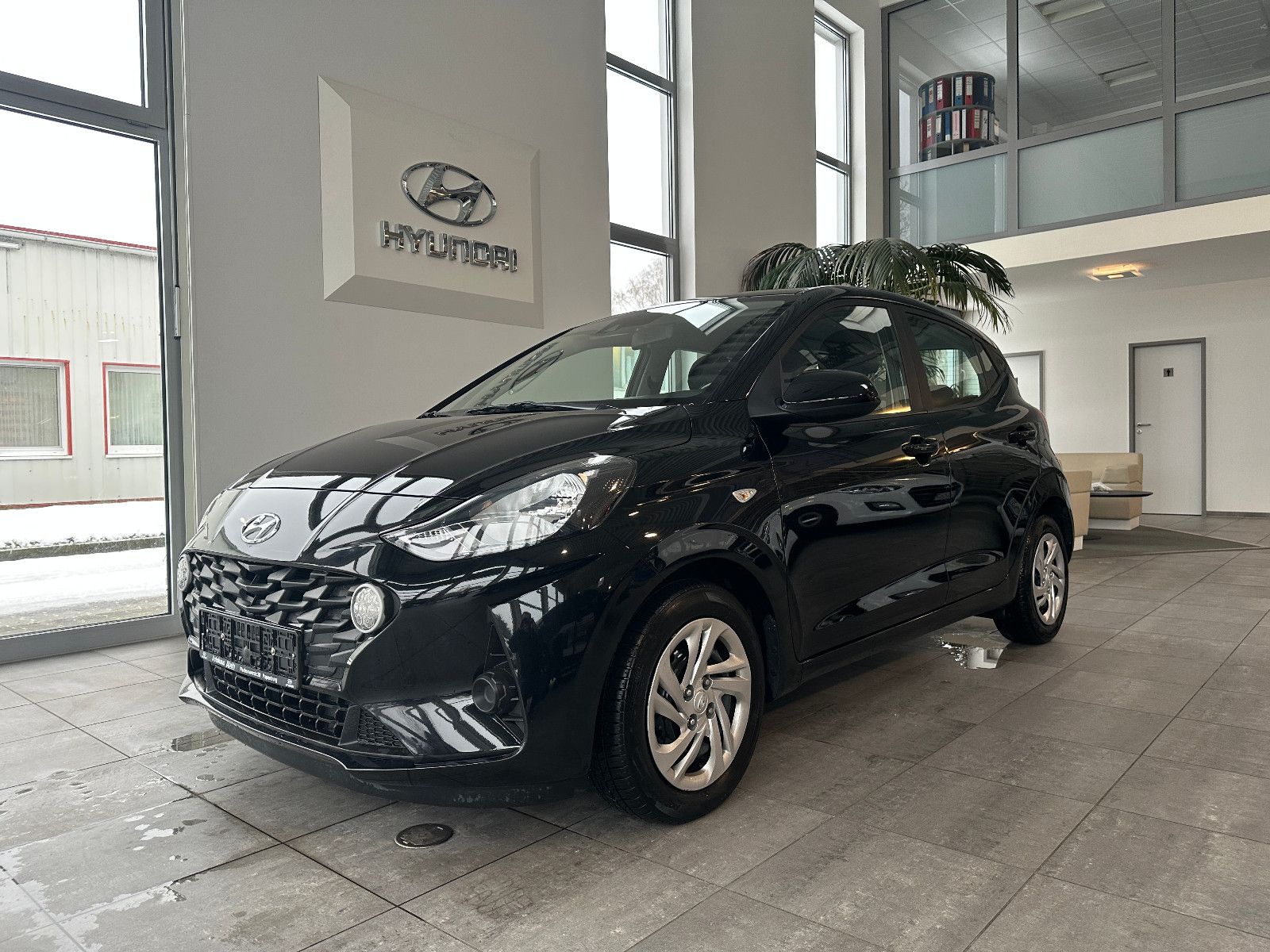 HYUNDAI i10