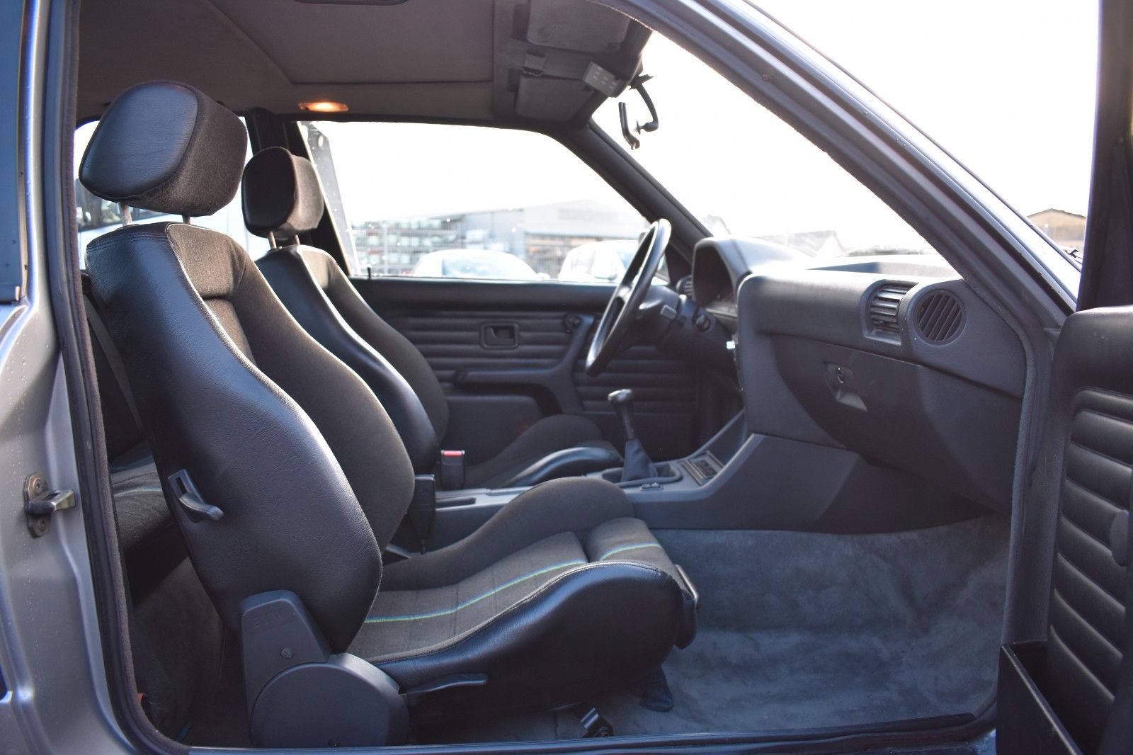 Fahrzeugabbildung BMW 325 B3 E30 2.7 ix 210 PS Nr 171