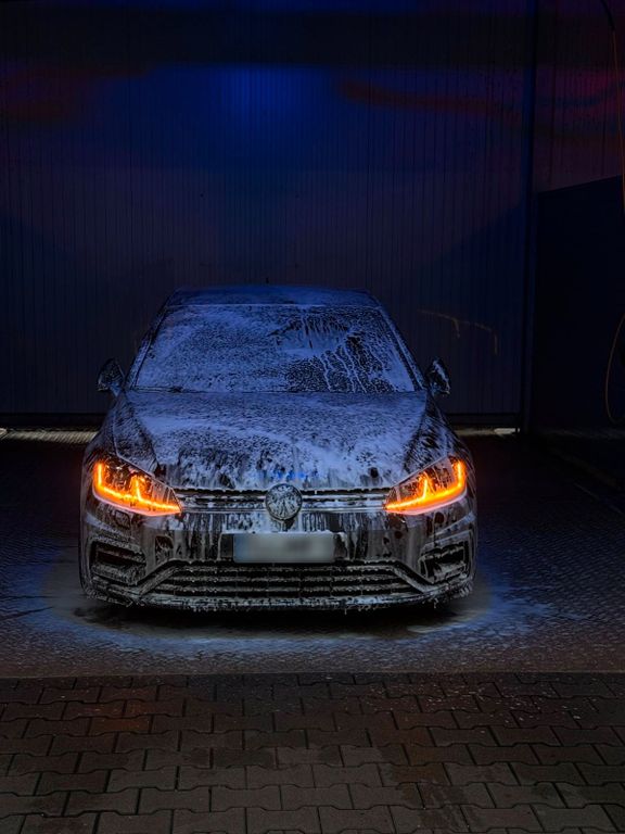 Image of Volkswagen Golf
