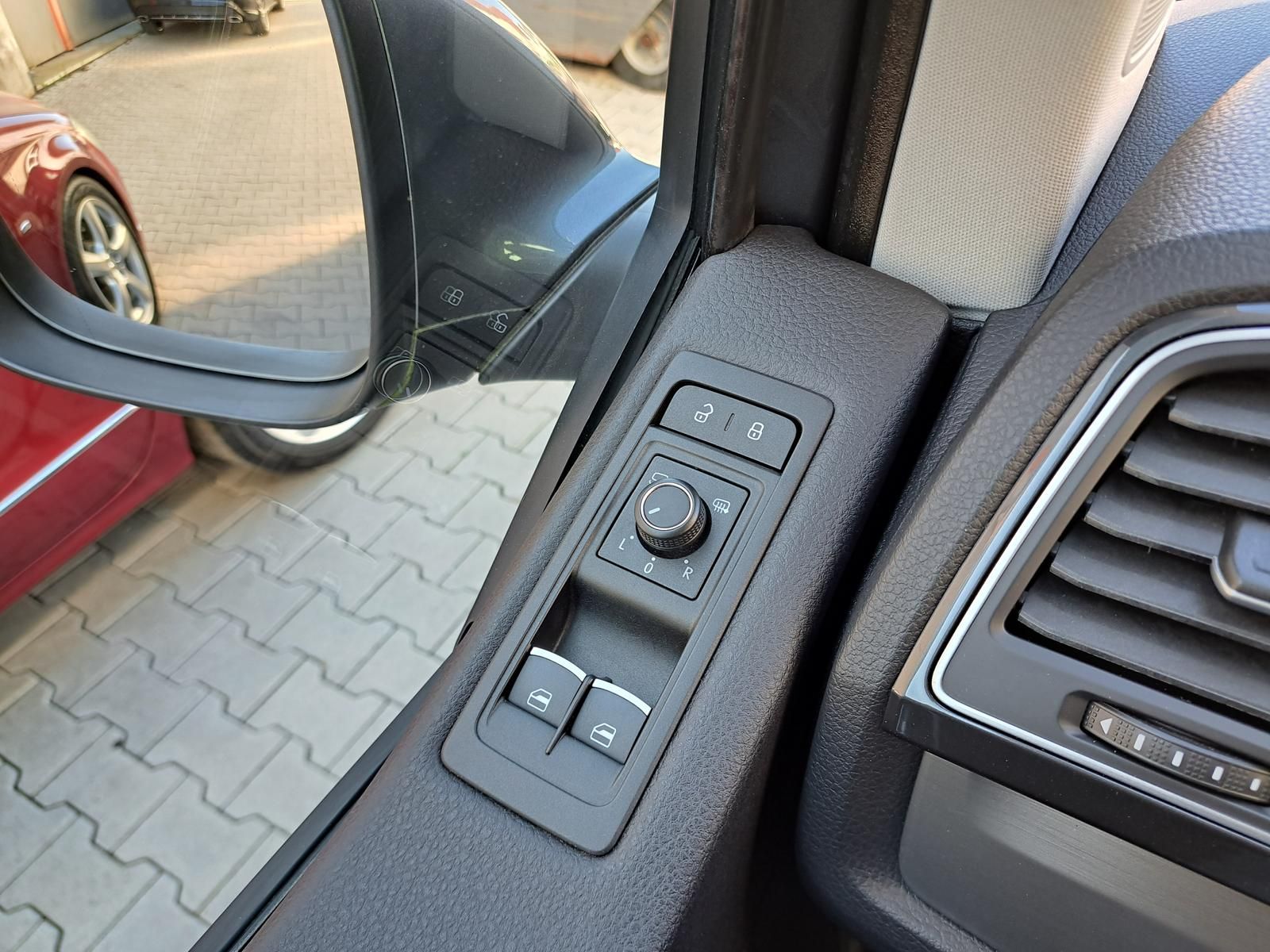 Volkswagen T6 Multivan 2.0 TSI°RFK°ACC°BT°USB°AHK°Shzg°PDC foto 21