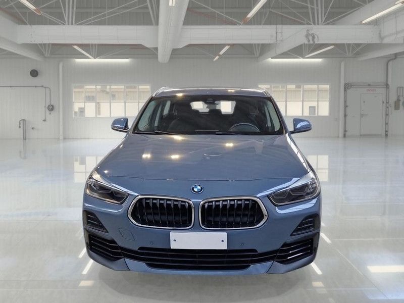 BMW X2 XDRIVE 25E BUSINESS X AUTOMATICO SUV imagem 2