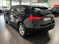 Mercedes-Benz A 180 **Navi*SHZ*PDC*Tempomat**