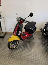 Vespa Primavera 50 ccm Mickey Mouse - VESPA 50CCM