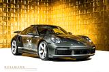 Porsche 911 Turbo 50 Jahre + Heritage + Burmester - Porsche 992: Grün