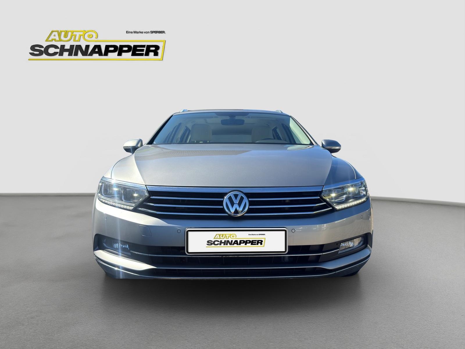 Volkswagen Passat Highline, LED, Active Info, Navi, ACC, Pa