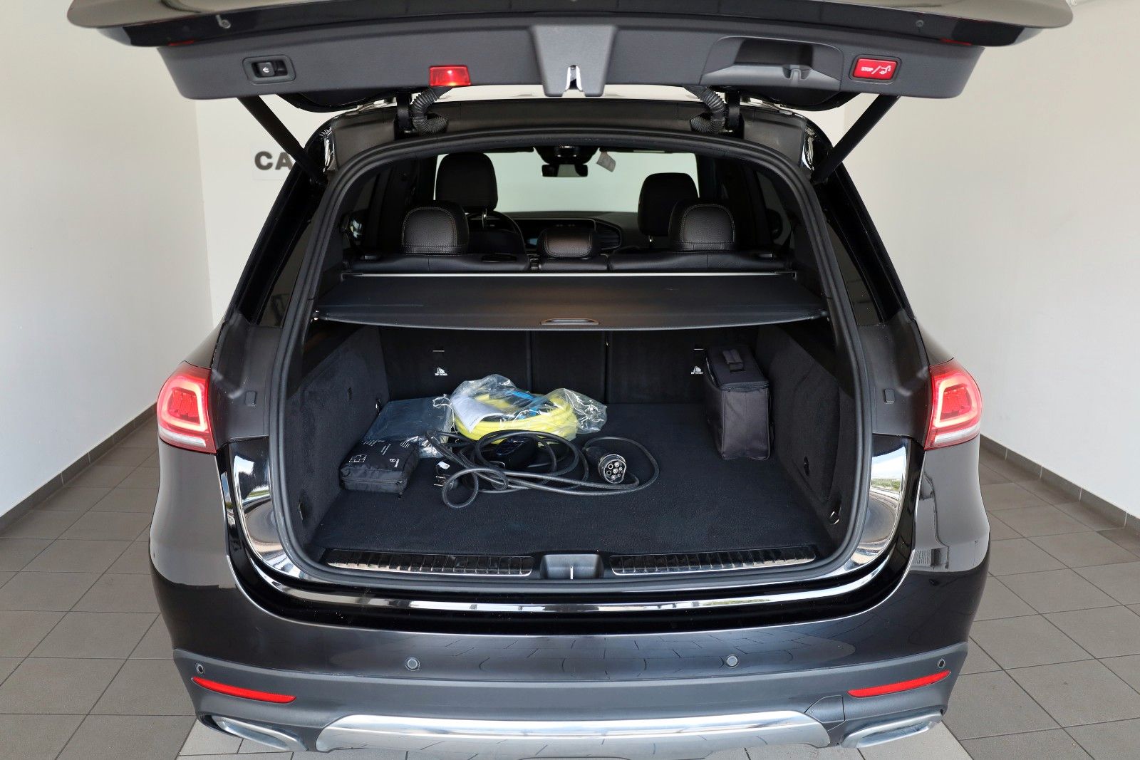 Fahrzeugabbildung Mercedes-Benz GLE 350e 4M,Leder,Navi,LED,SH,360Kamera,ACC,AHK