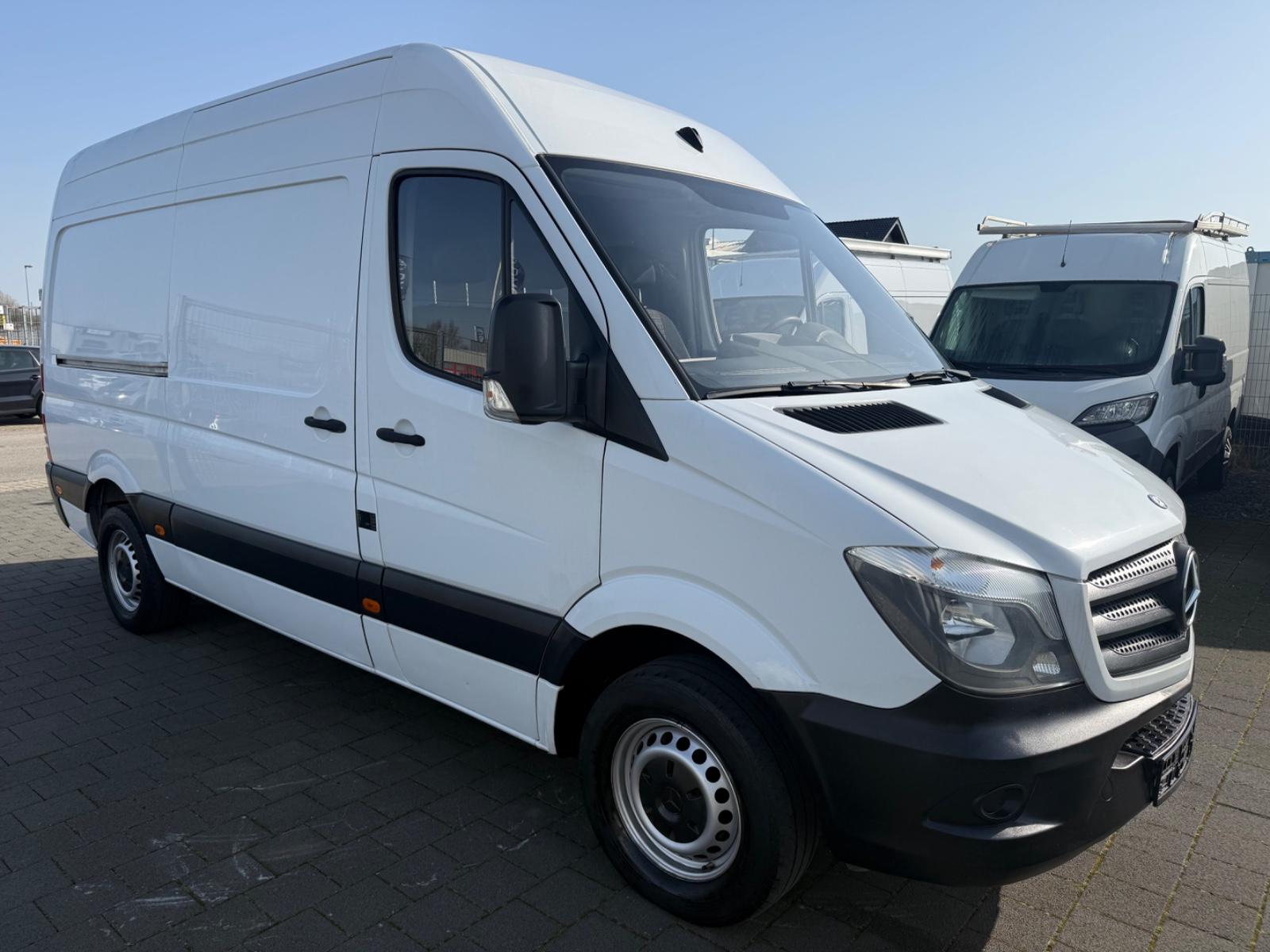 Mercedes-Benz Sprinter Kasten L2H2 210 CDI TüV NEU PDC AHK
