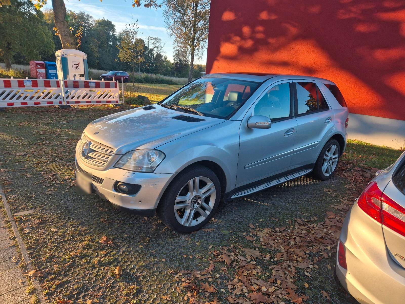 Mercedes-Benz ML 320