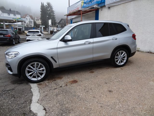 Fahrzeugabbildung BMW X3 xDrive 30d/2.Hd/Virtual/Leder/Navi/AHK/69TKM/