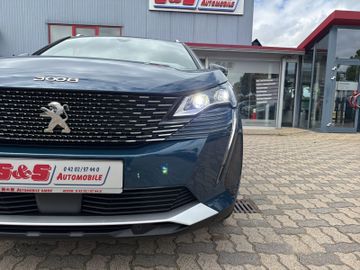 Peugeot 3008 1.2 PureTech 130 GT-Line NAVIKAMERALED