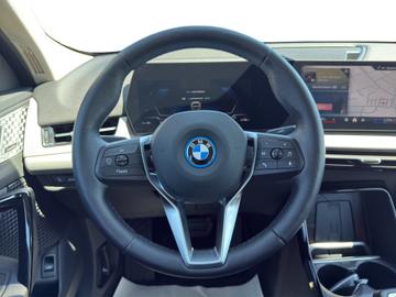 2025 BMW IX2 照片 7