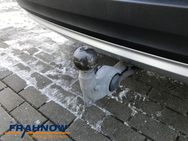 Foto Nummer 17: VOLVO XC 40