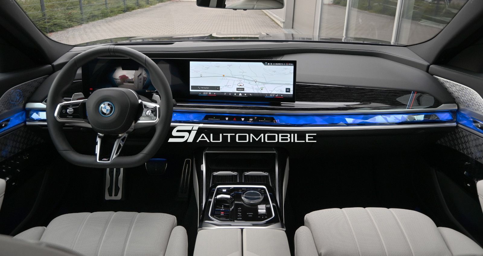 Fahrzeugabbildung BMW 750e xDr. M-Sport Pro °UVP 188.779€°B&W Diamond°