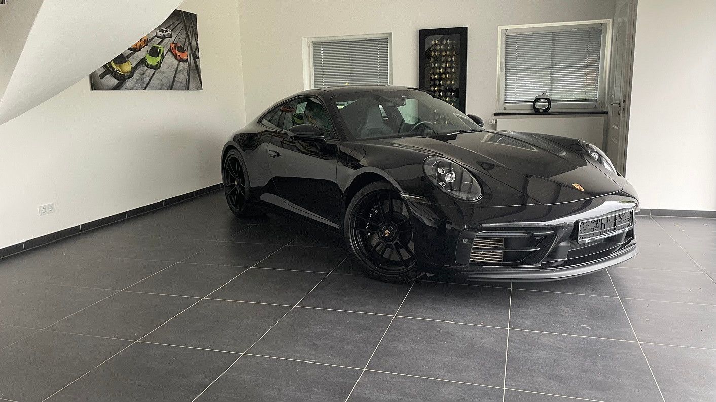 PORSCHE 992 GTS-APPROVED GARANTIE 05/27-BOSE-14.800 KM!