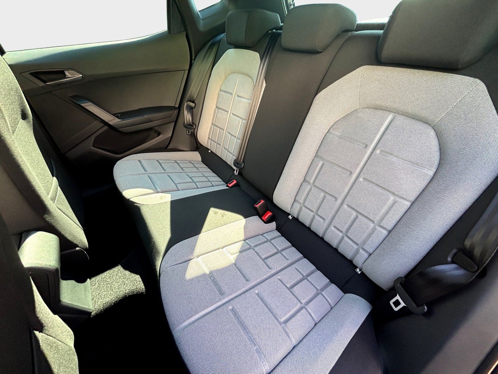 Seat Arona - Bild 12
