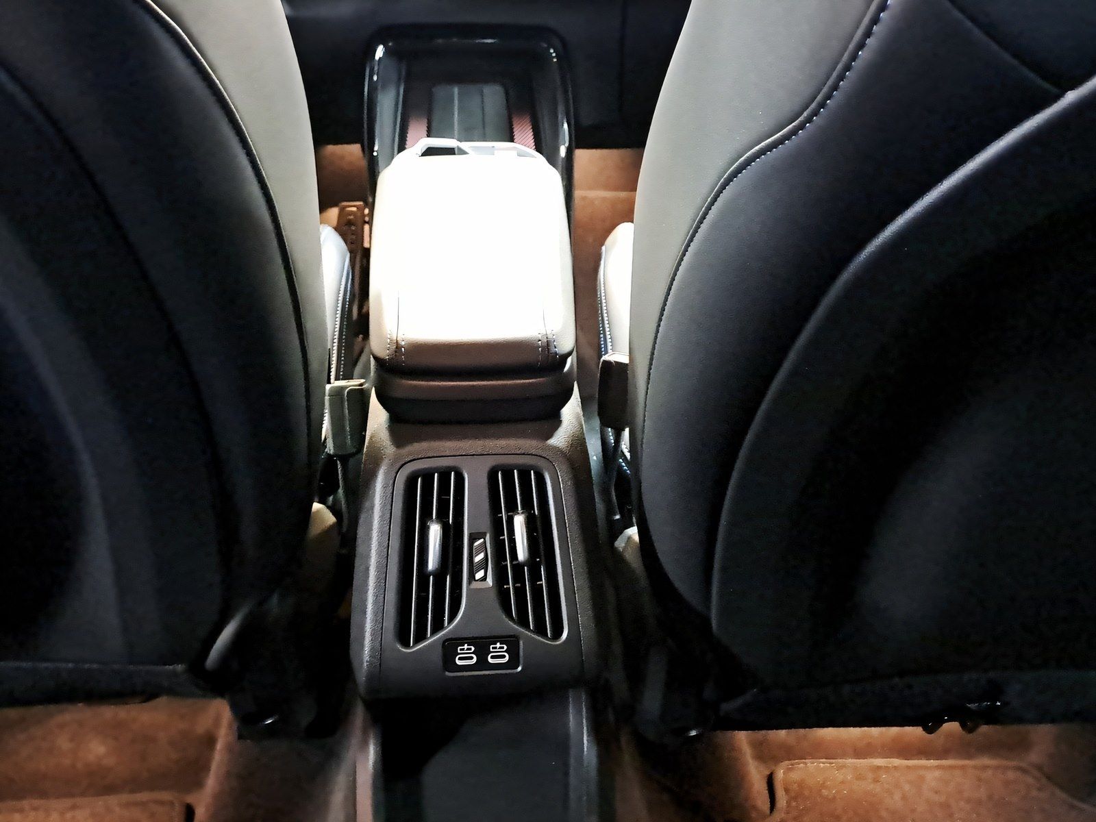 BMW 220 Active Tourer - Bild 20