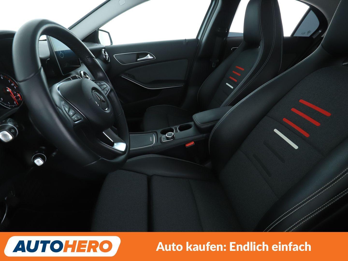 Mercedes-Benz A 180 BlueEfficiency Style Aut.*NAVI*TEMPO*PDC*