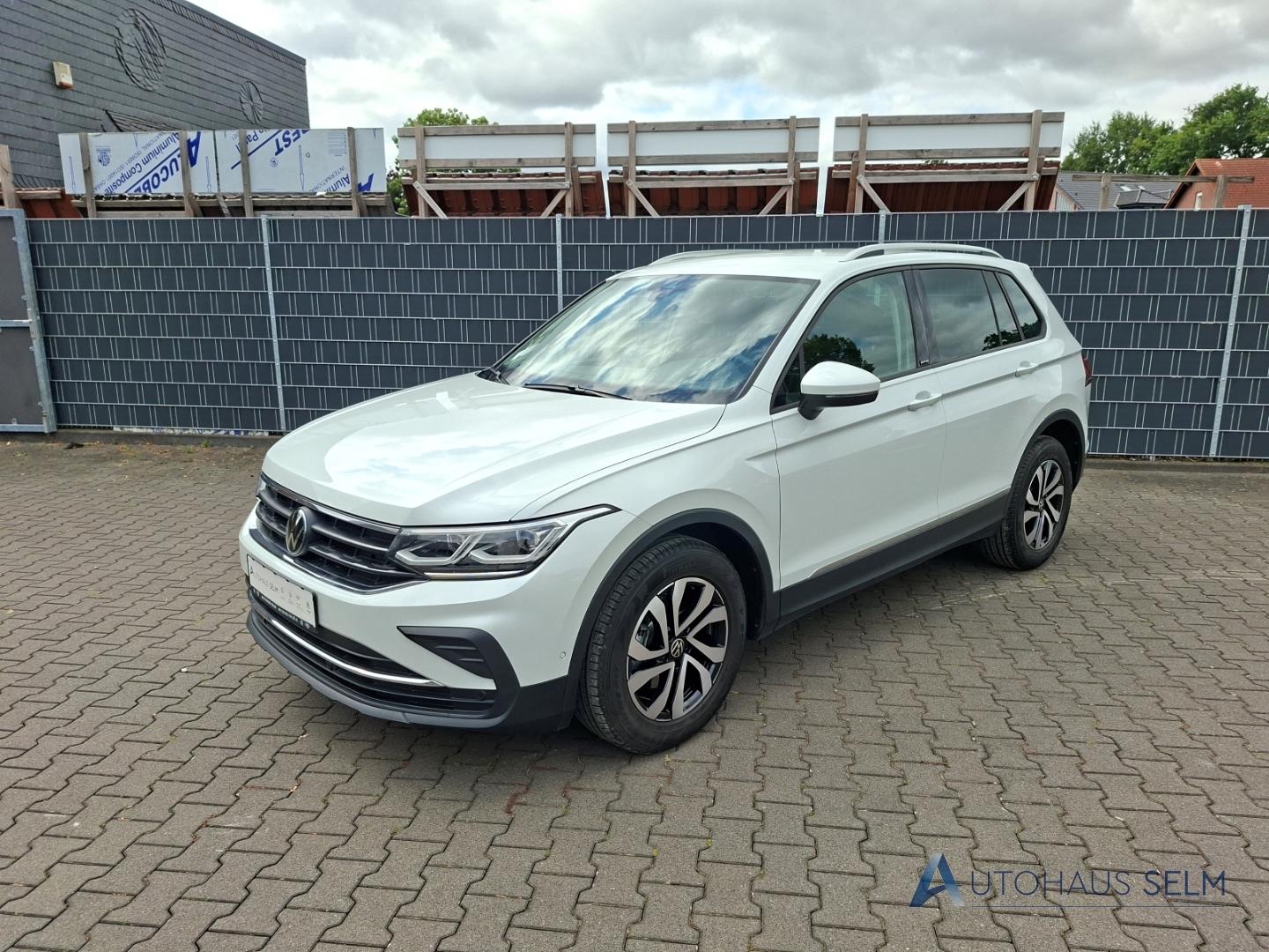 Volkswagen Tiguan Life DSG AHK Navi Matrix-LED ACC El. Heck