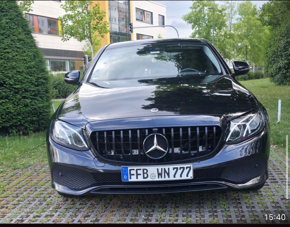 Image of Mercedes-Benz 220
