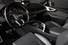 AUDI Q7 3.0 TDI quattro S-Line Sport Plus*PSD*AHK*7-S