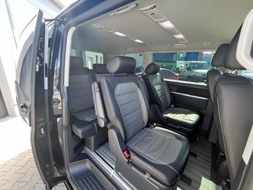 Volkswagen T6 Multivan - 12