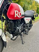 Royal Enfield Scram 411 mit Koffern - Royal Enfield Scram 411