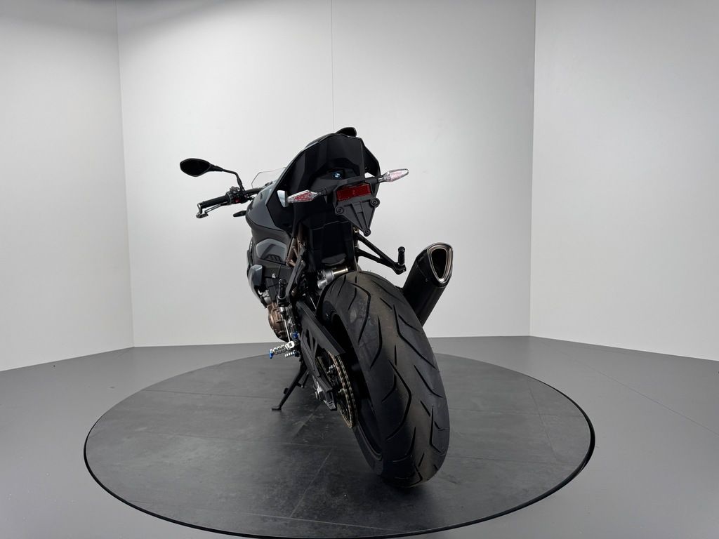 Fahrzeugabbildung BMW S1000 R *VOLLAUSSTATTUNG *SCHMIEDERÄDER