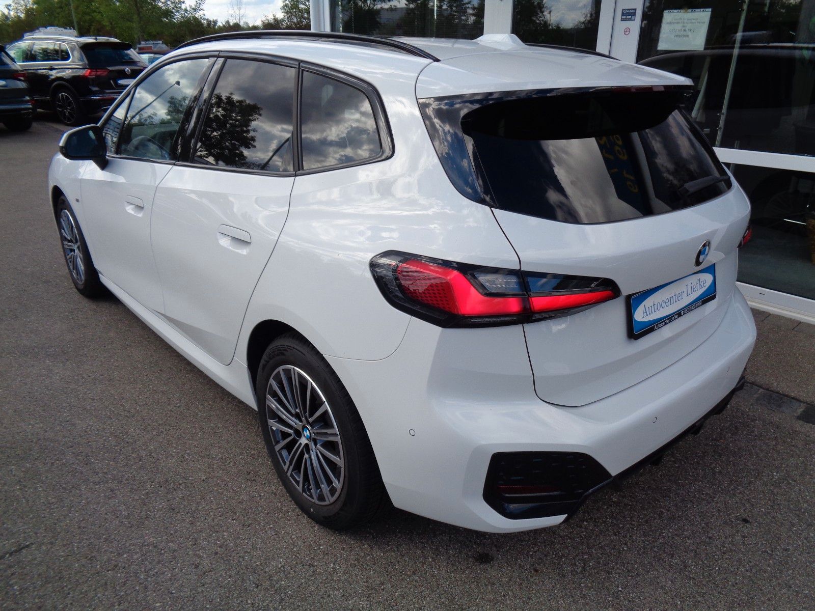 BMW 216iA Active Tourer M-PAKET PANO DAB LED KAMERA imagem 3
